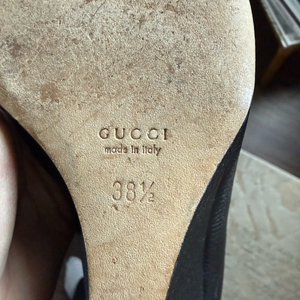 GUCCI Leather Wedge. - Picture 4 of 4
